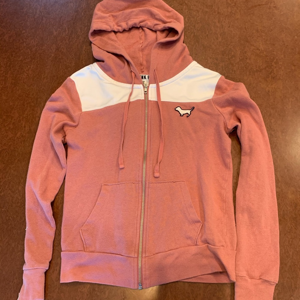 pink sweatshirt